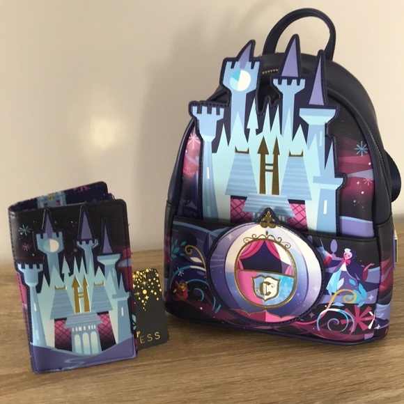 LoungeflyCinderella’s castle backpack and wallet set NWT